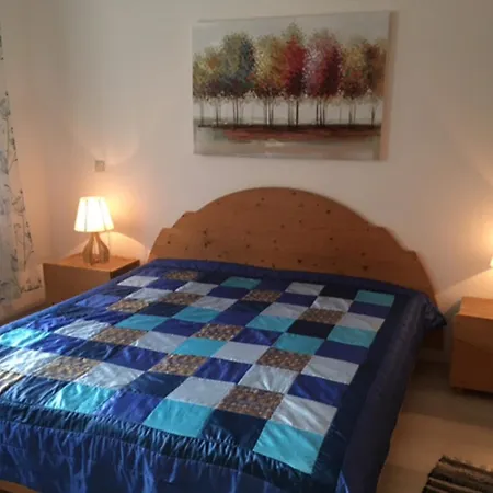 Schwalbennest Garz (Rugen)